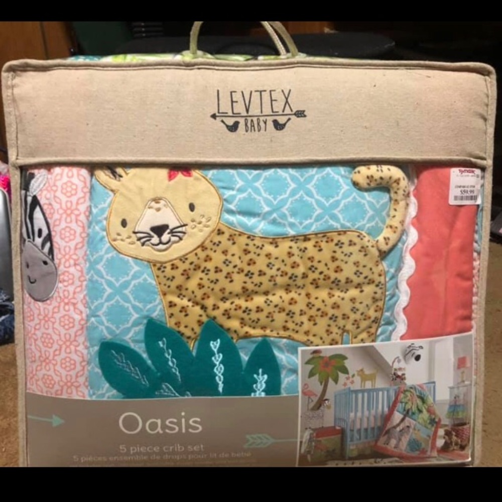 NWT 5 piece baby comforter